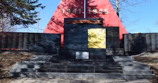 Профессиональное благоустройство памятников в Люберцах в октябре